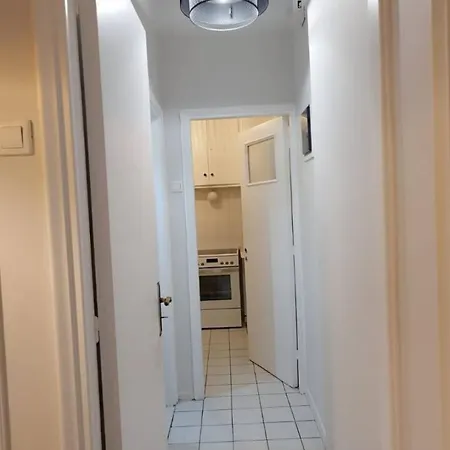 Kolonaki 2 Bedroom Flat * Athens