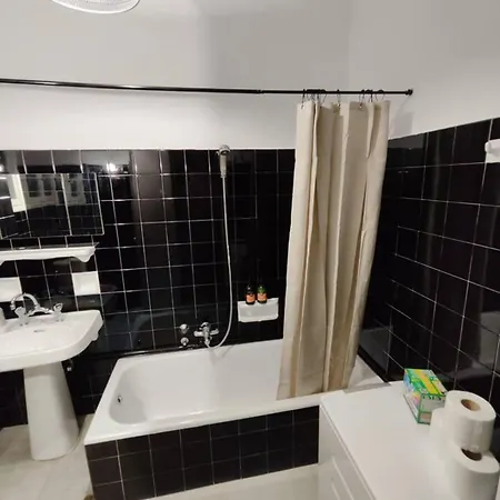 Kolonaki 2 Bedroom Flat *